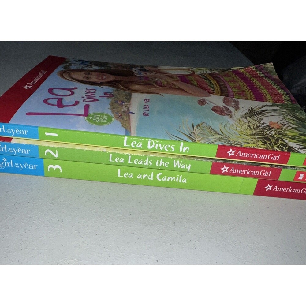 American Girl Lea 3 Book Set Softcovers Lisa Yee Dives In Leads The Way Camilla - Picture 3 of 3